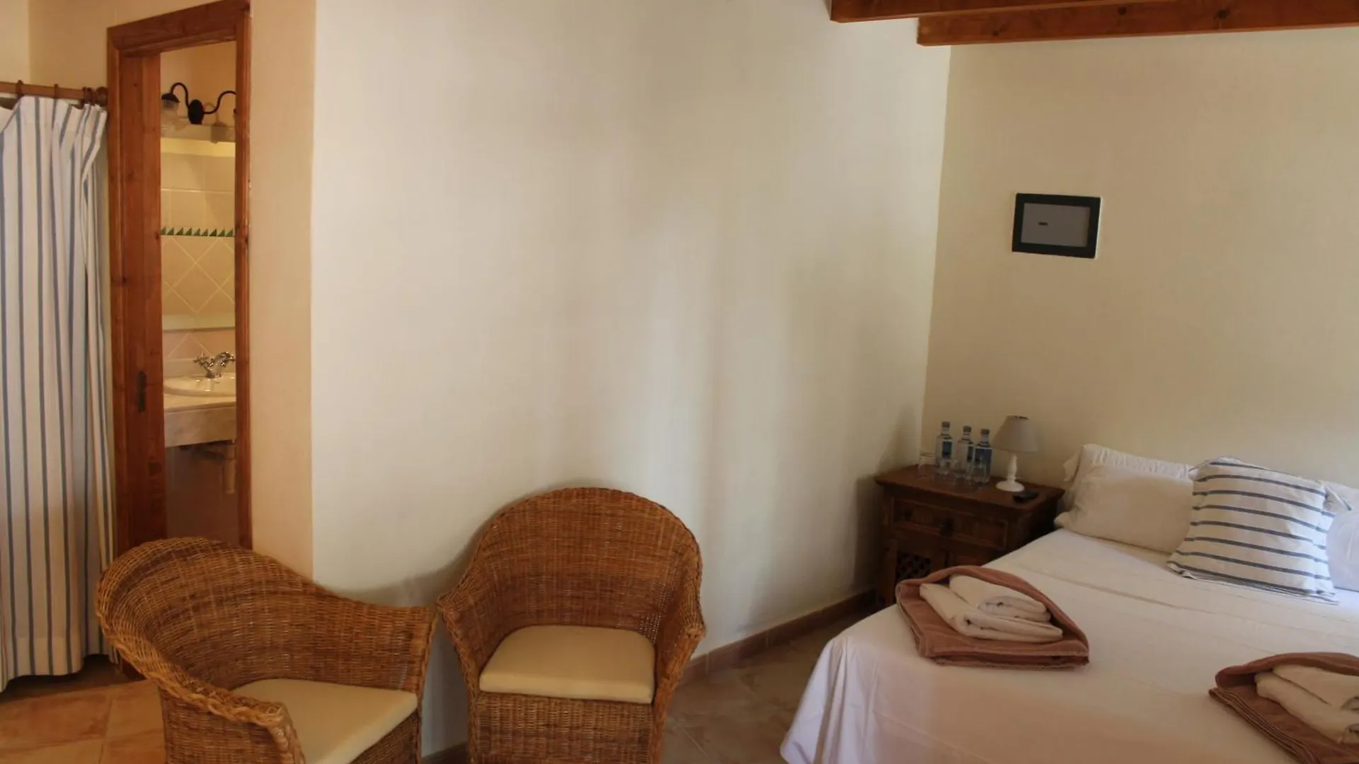 ***  Hotel Rural Nou Dalt Muntanya Orient Spain